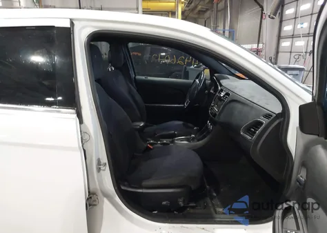 2012 Chrysler 200 Touring из США, поврежденный, VIN 1C3CCBBG1CN263054